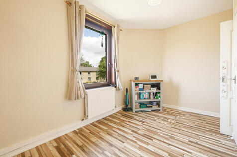 Bedroom 2-1