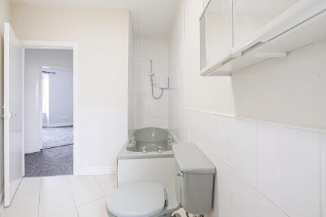 Bathroom 1-2