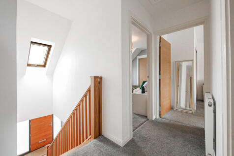 Hall-up