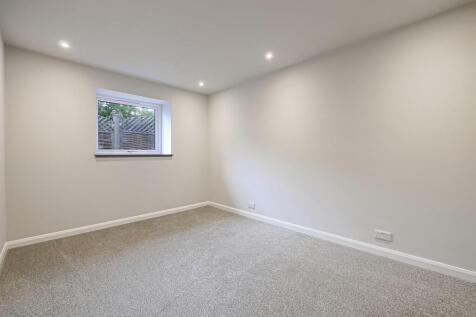 Bedroom 2-1