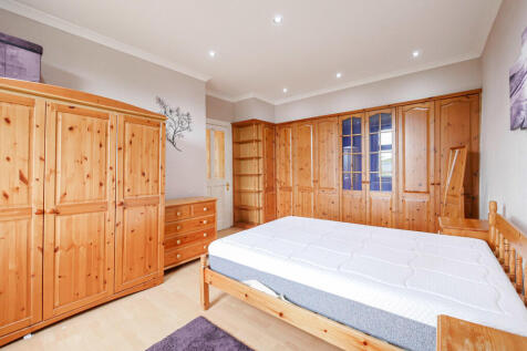 Bedroom 1-2