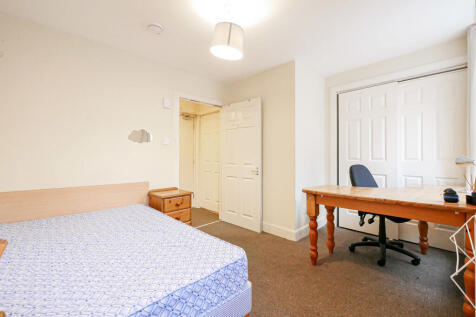 Bedroom 1-1