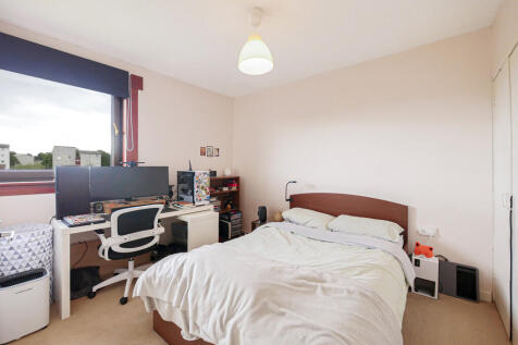 Bedroom 2-1