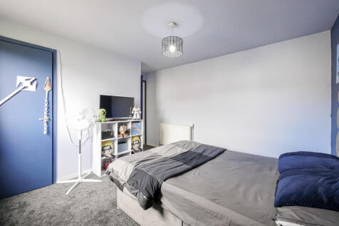 Bedroom 1-2