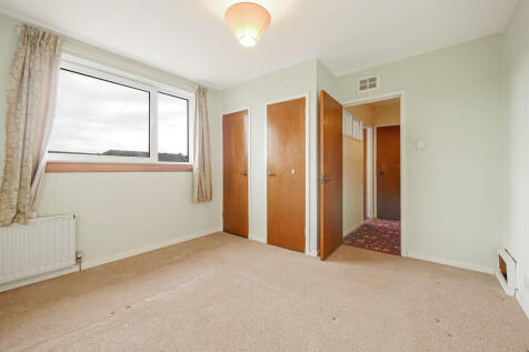 Bedroom 2-1
