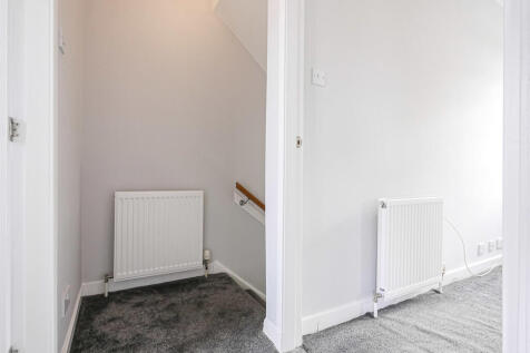 Hall-up