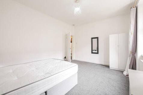 Bedroom 2-2