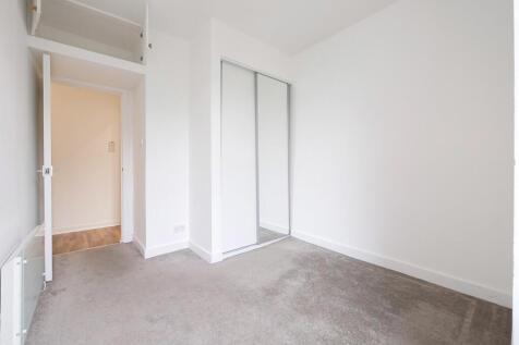Bedroom 1-1