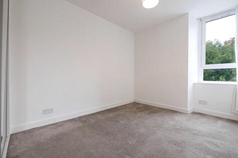 Bedroom 2-1