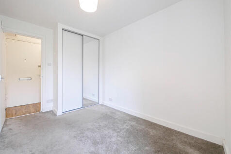 Bedroom 2-2