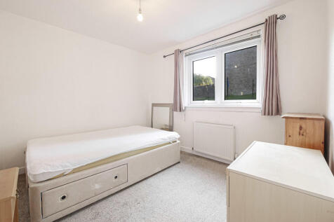 Bedroom 2-1