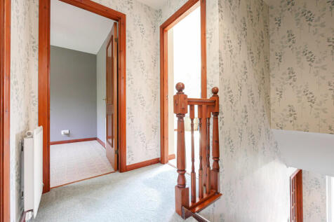 Hall-up