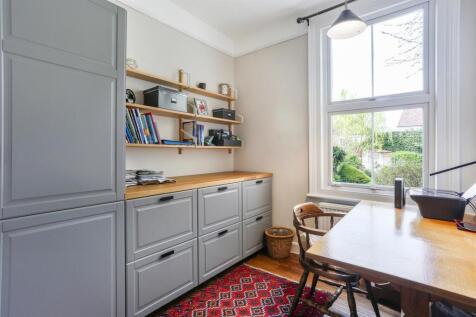 561052892 - 62 Carshalton Park Road, SM5 8.jpg