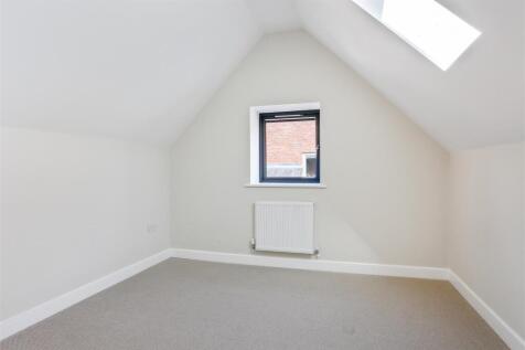 1469541018 - Campbell House, High Steet, KT1713.jp