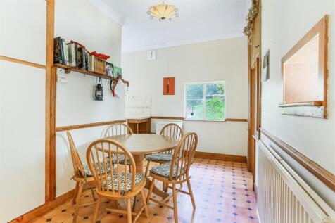 1546773911 - 41 Carshalton Park Road, SM5 - 21.jpg