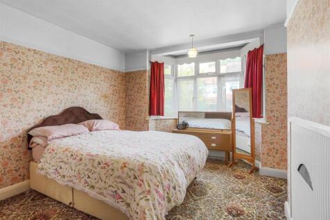 1545389575 - 11 Vermont Road, SM1 - 20.jpg