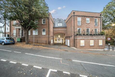 1369956-2-68f131e32d7bd-ARW .jpg