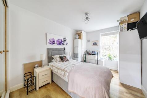 1369956-20-68f132ff35abe-ARW .jpg