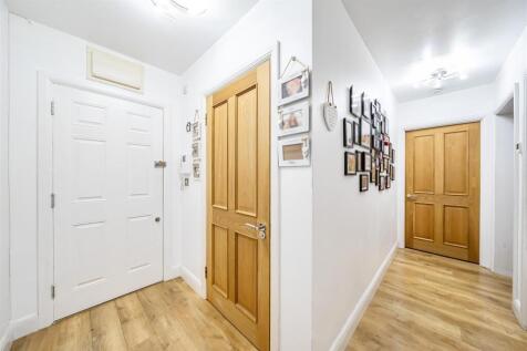 1369956-9-68f13257210d6-ARW .jpg