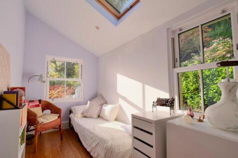 Bed 6 or home office