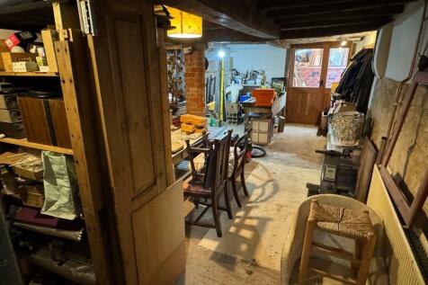 Large workshop and basement