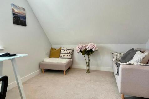 Bed 2, small double bed &amp; office space