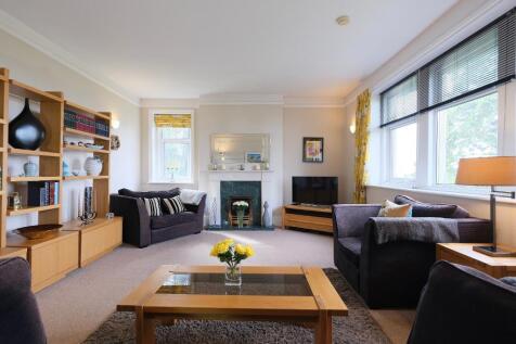 18&#39; long sitting room with amazing views