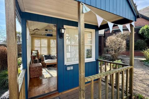 Summer house