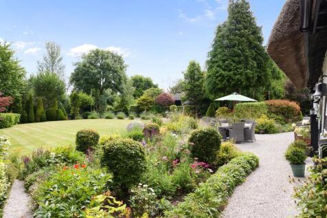 Adorable cottage garden