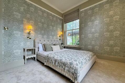 Spacious double bedrooms