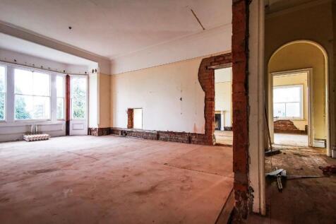 Kitchen/living area with bay window