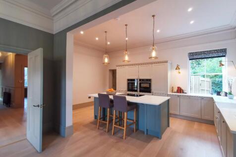 Open plan kitchen/living area example