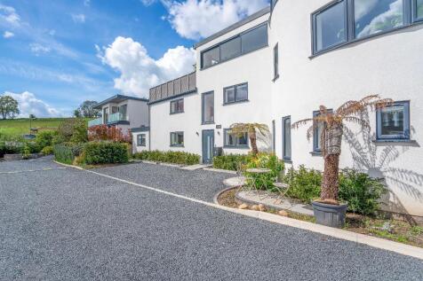 Ground floor apartment at Mirrorbrook