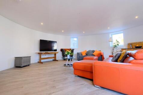 Create your own living space!
