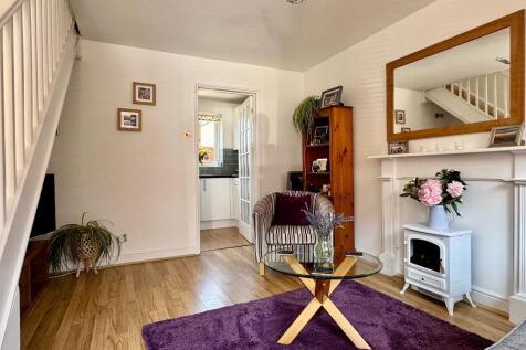 Sitting room leading to the kitchen
