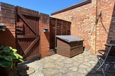 Rear courtyard