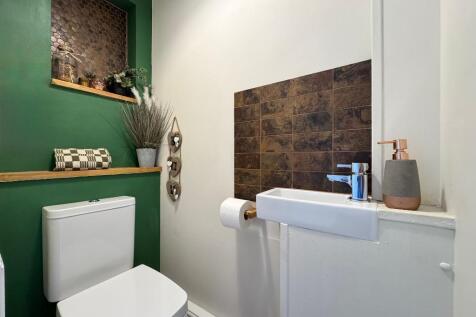 Downstairs cloakroom