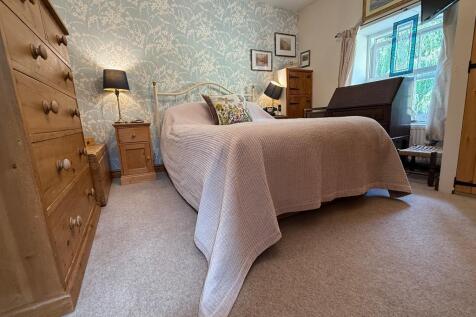 Elegant Bedroom 1