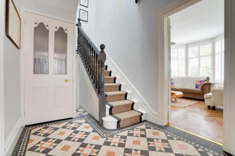 Hallway, door to lower ground