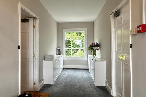 2nd floor landing
