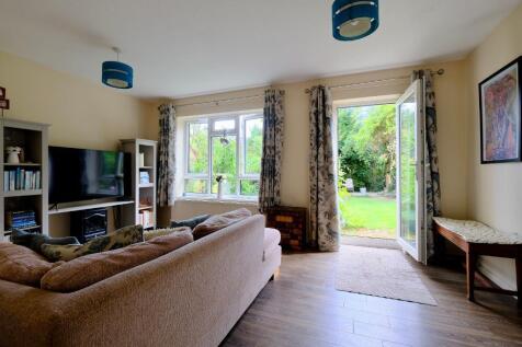 Sitting room.
