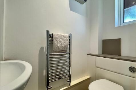Useful cloakroom