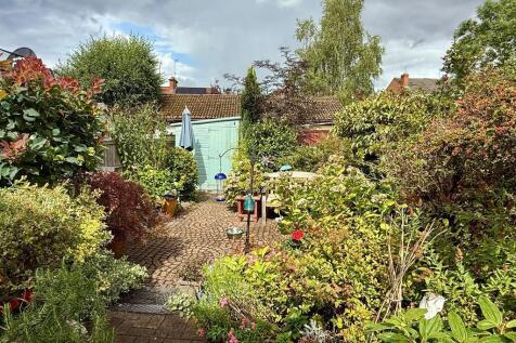Mature, much loved garden