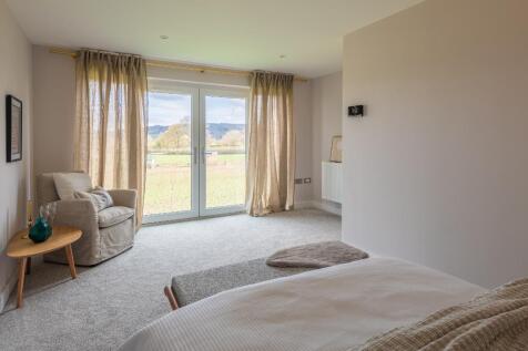 Main bedroom with Juliet balcony