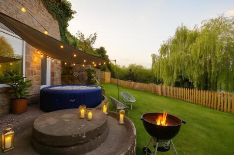 Cider press, BBQ, not tub by river