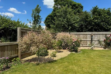 Pretty garden areas to enjoy