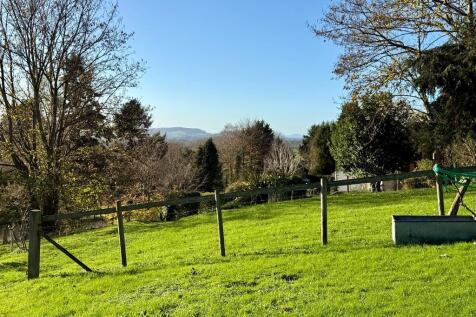 Land with amazing views