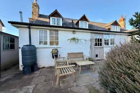 Pretty rear of the cottage from garden