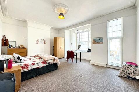 Room 4