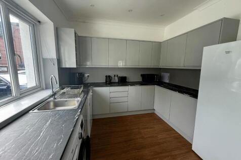 addison kitchen.JPG